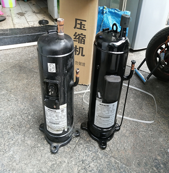 鼎湖中央空调压缩机的更换维修